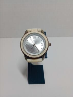 Women's C Brand 9857 Watch Tested Yellowed And Scratched Face